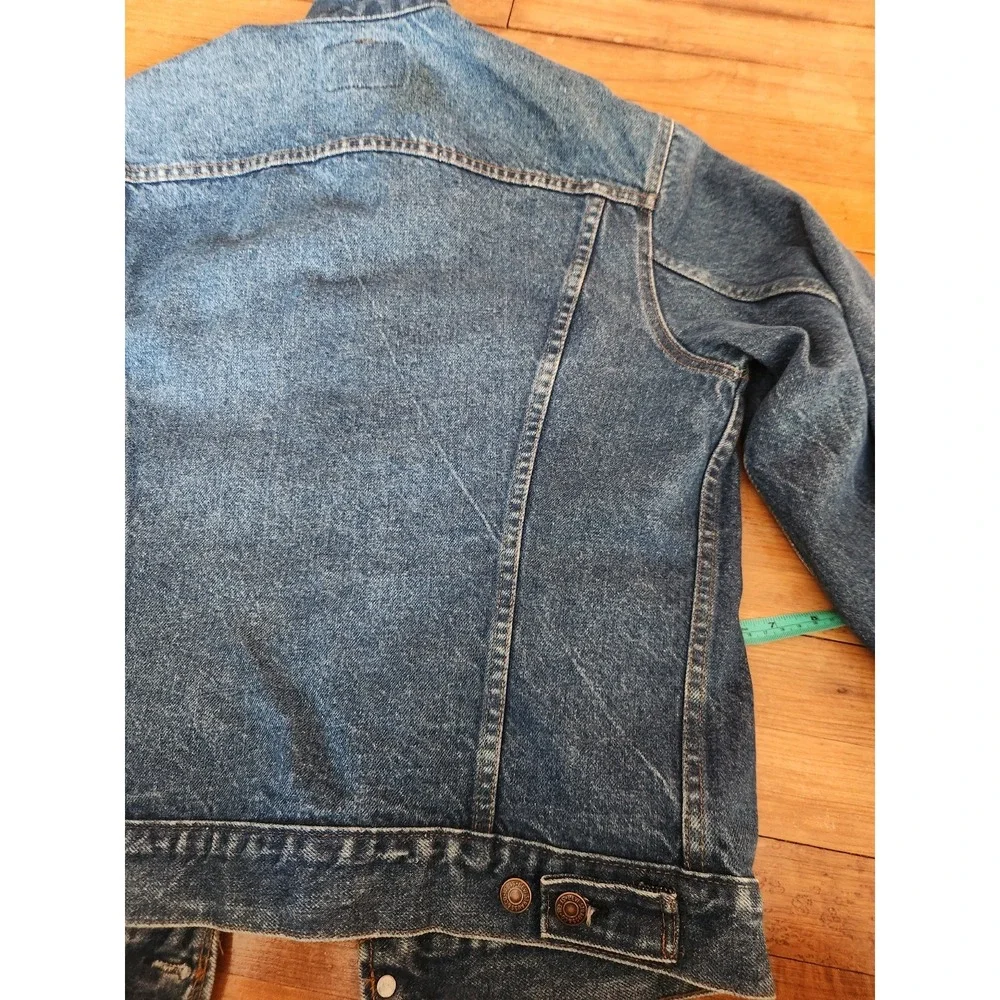 Levis this classic